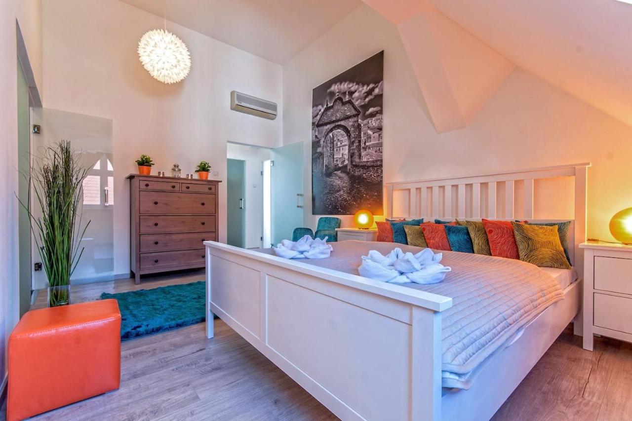 Luxury Paulay Street Apartment Budapest Exterior photo